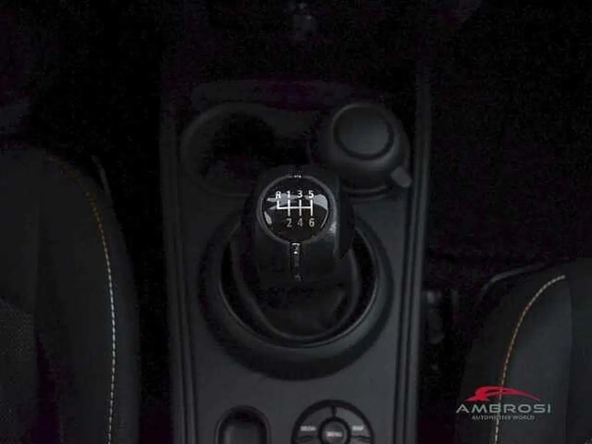MINI Mini Countryman usata a Perugia (19)