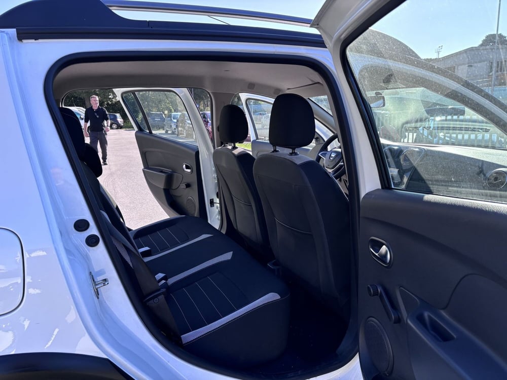 Dacia Sandero usata a Ancona (12)
