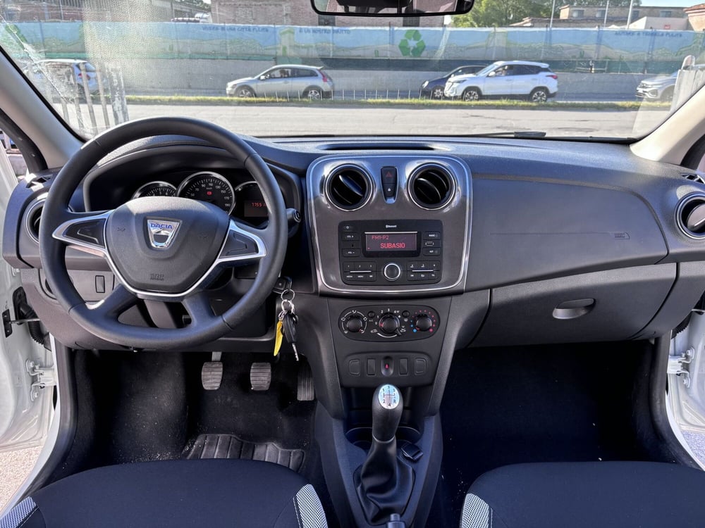 Dacia Sandero usata a Ancona (14)