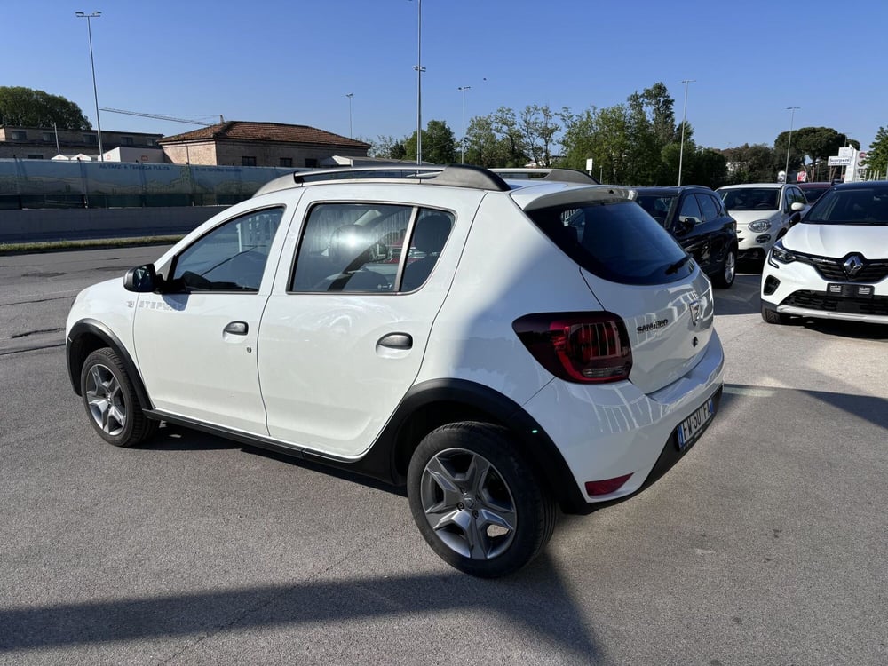 Dacia Sandero usata a Ancona (7)