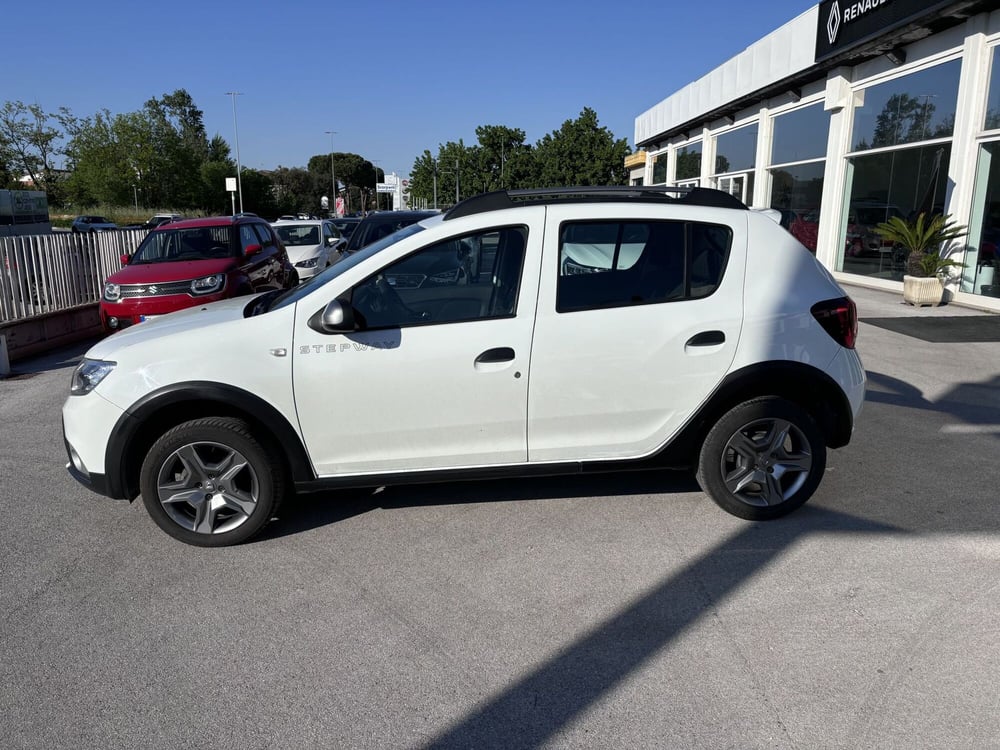 Dacia Sandero usata a Ancona (8)