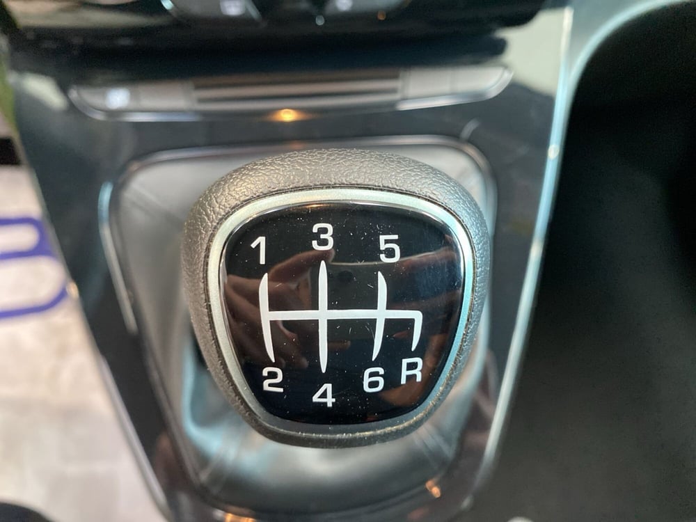 Lancia Ypsilon usata a Milano (16)