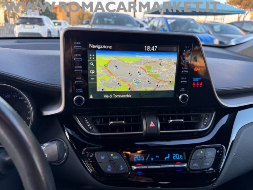 Toyota Toyota C-HR usata a Roma (12)