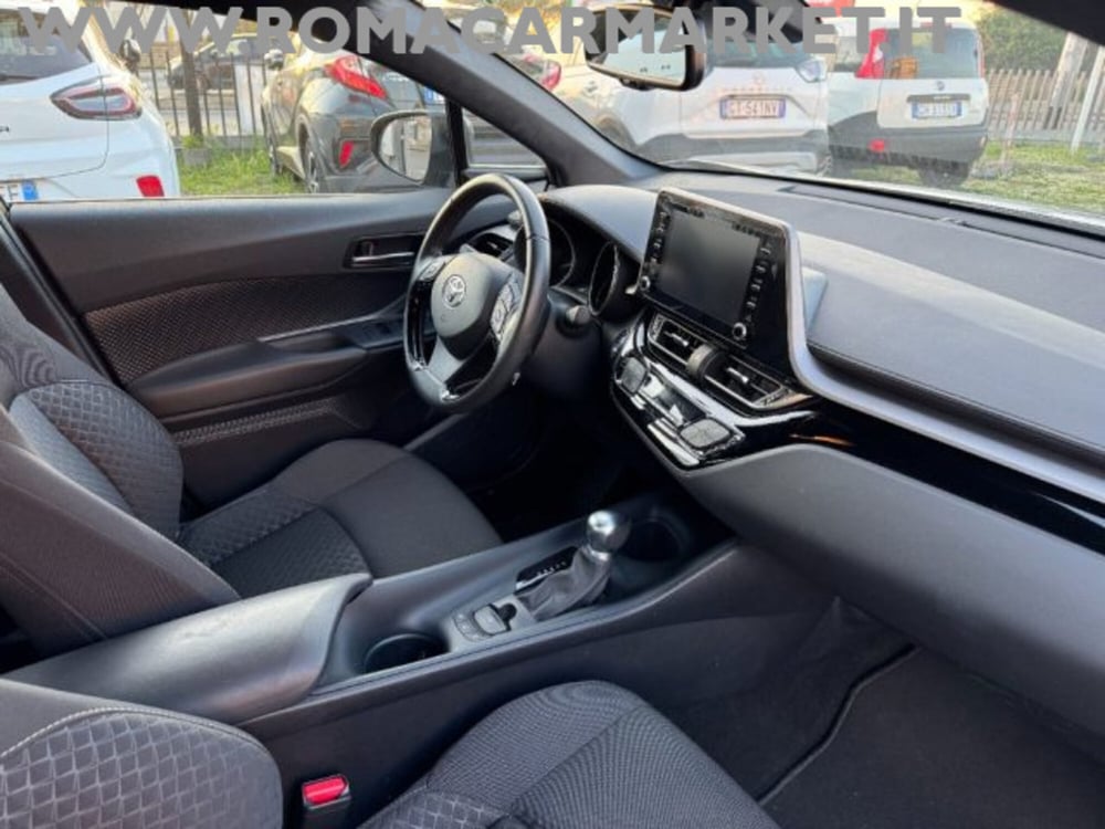 Toyota Toyota C-HR usata a Roma (6)