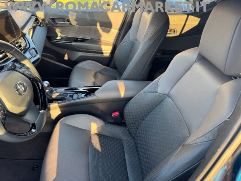 Toyota Toyota C-HR usata a Roma (8)