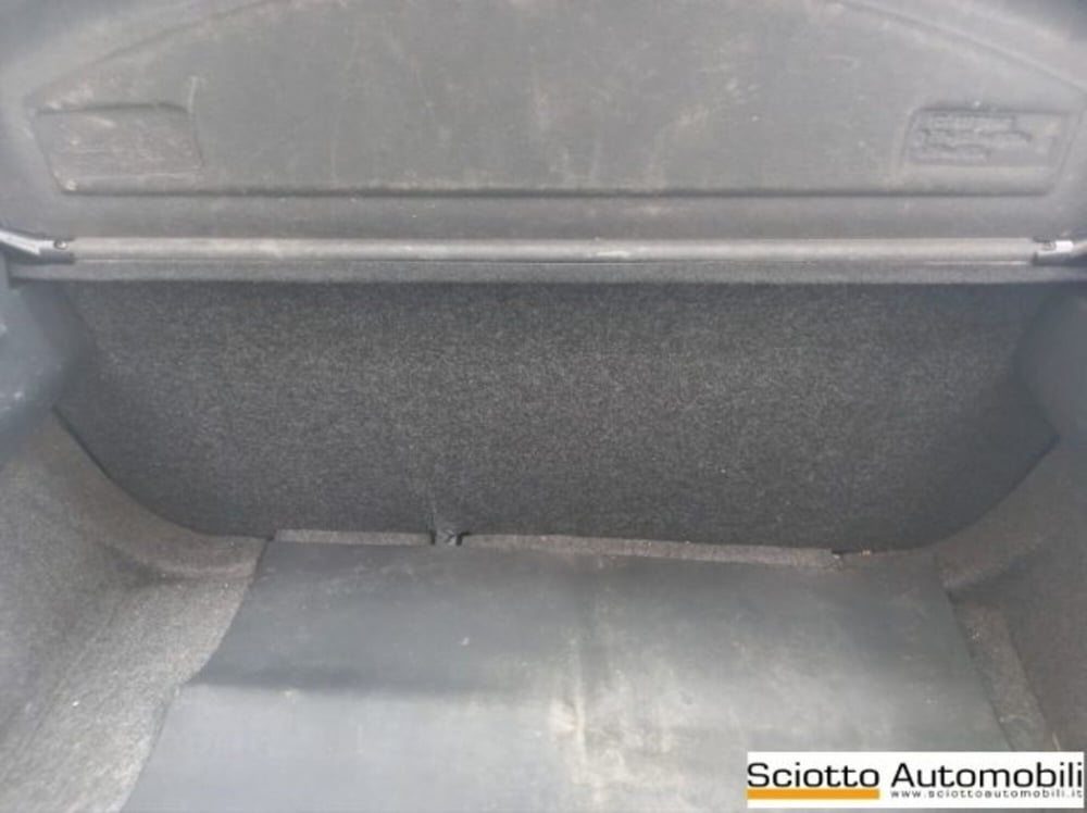 Volkswagen New Beetle usata a Messina (15)