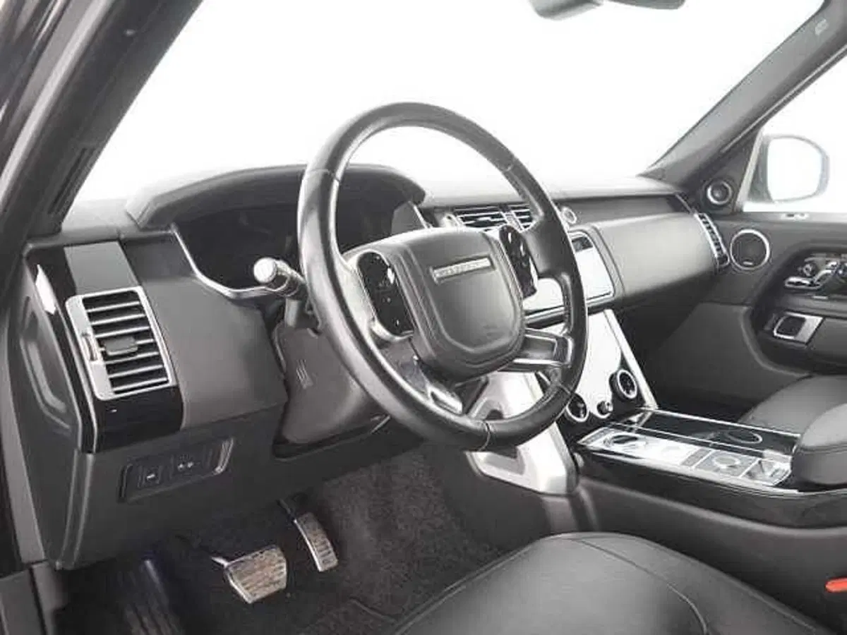 Land Rover Range Rover usata a Viterbo (13)