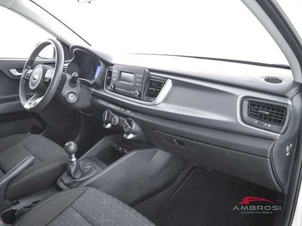 Kia Rio usata a Viterbo (12)