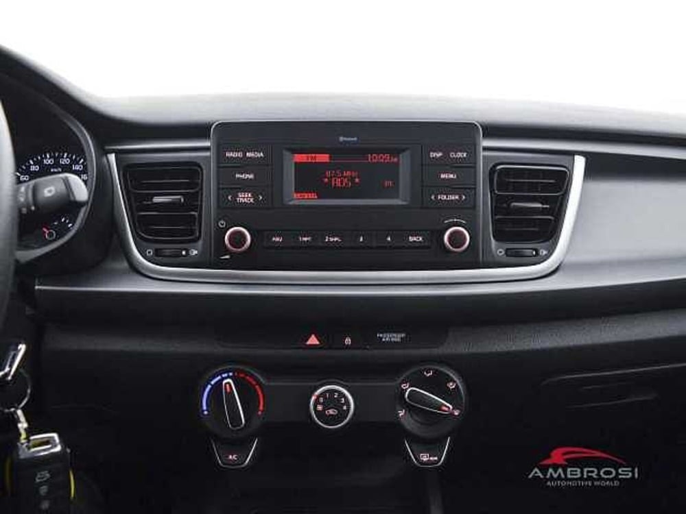 Kia Rio usata a Viterbo (17)