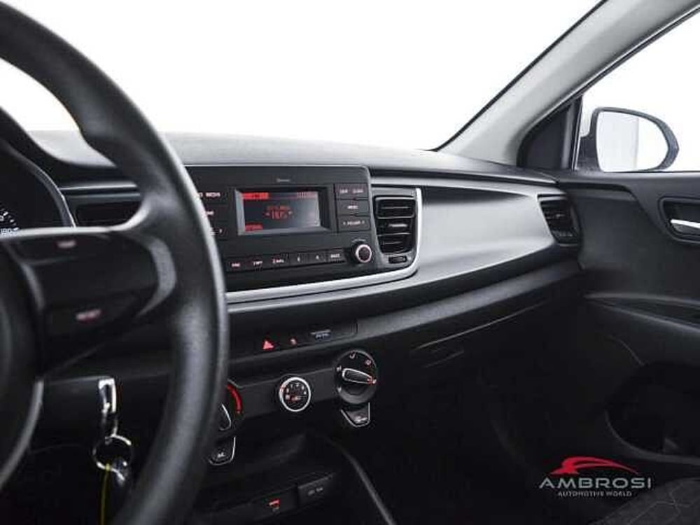 Kia Rio usata a Viterbo (19)
