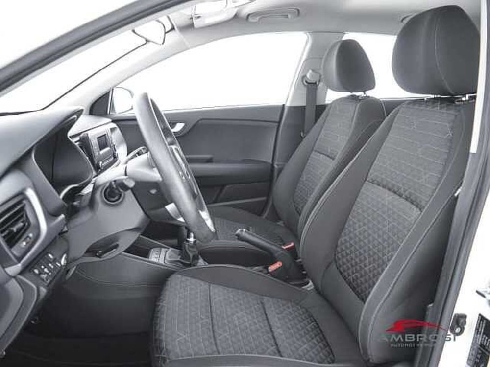 Kia Rio usata a Viterbo (9)