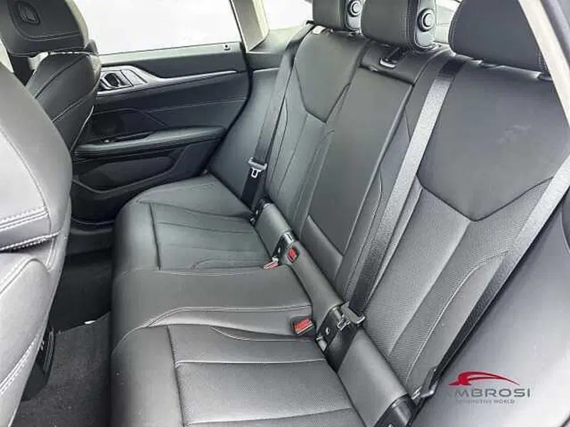 BMW i4 nuova a Viterbo (11)