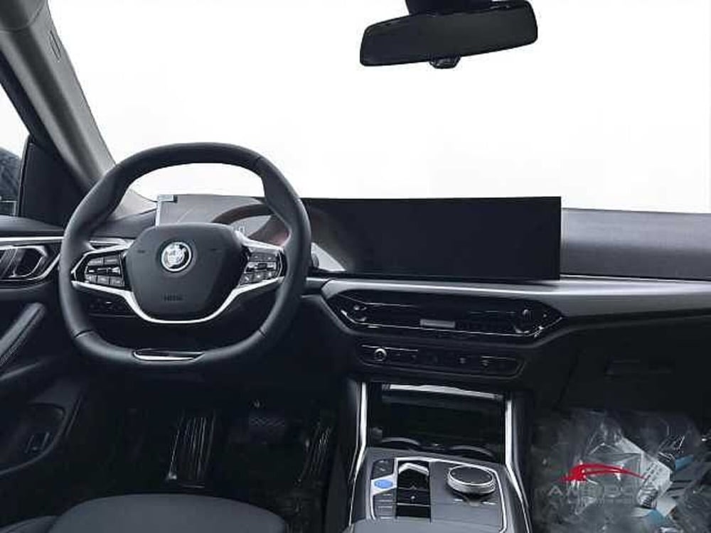 BMW i4 nuova a Viterbo (15)