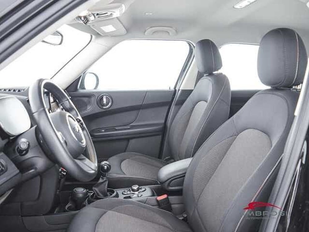 MINI Mini Countryman usata a Viterbo (9)