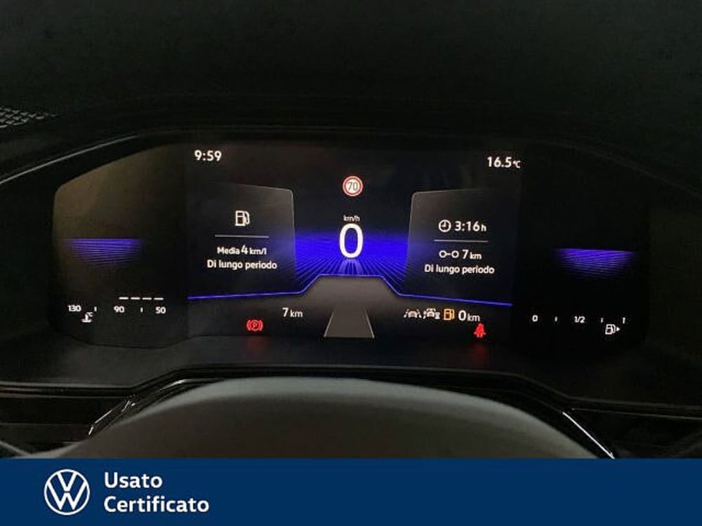 Volkswagen Polo nuova a Vicenza (12)