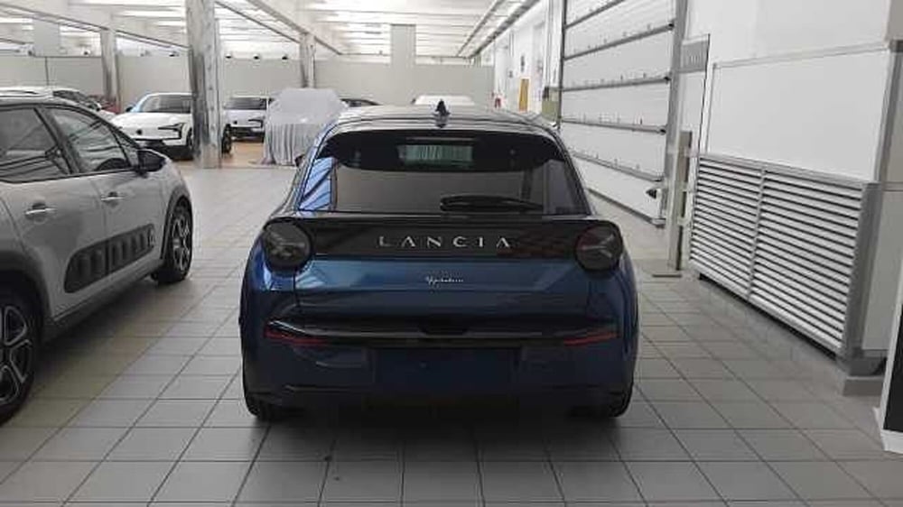 Lancia Ypsilon usata a Milano (4)