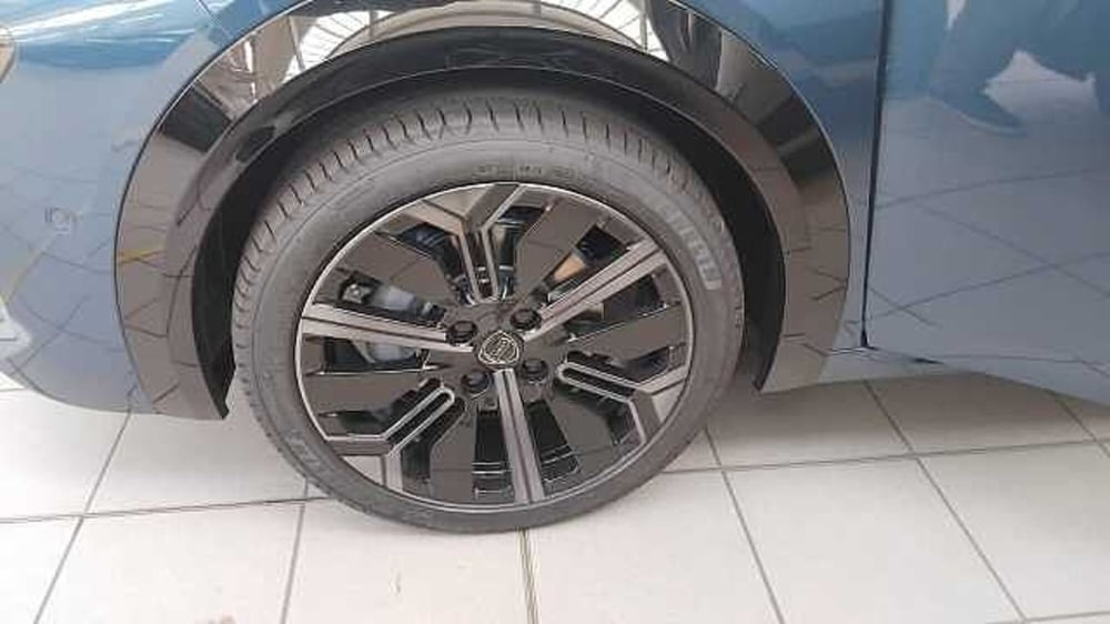 Lancia Ypsilon usata a Milano (9)