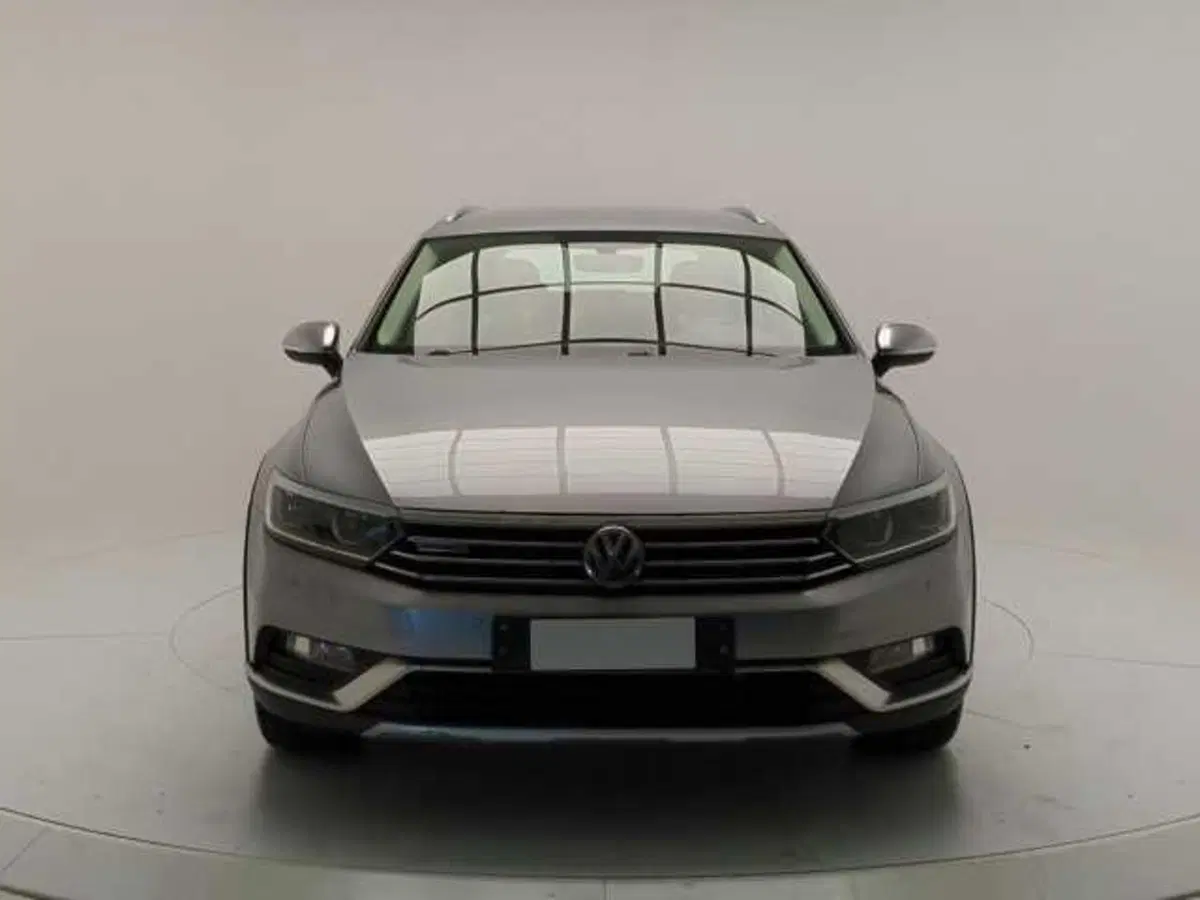 Volkswagen Passat Variant usata a Avellino (2)