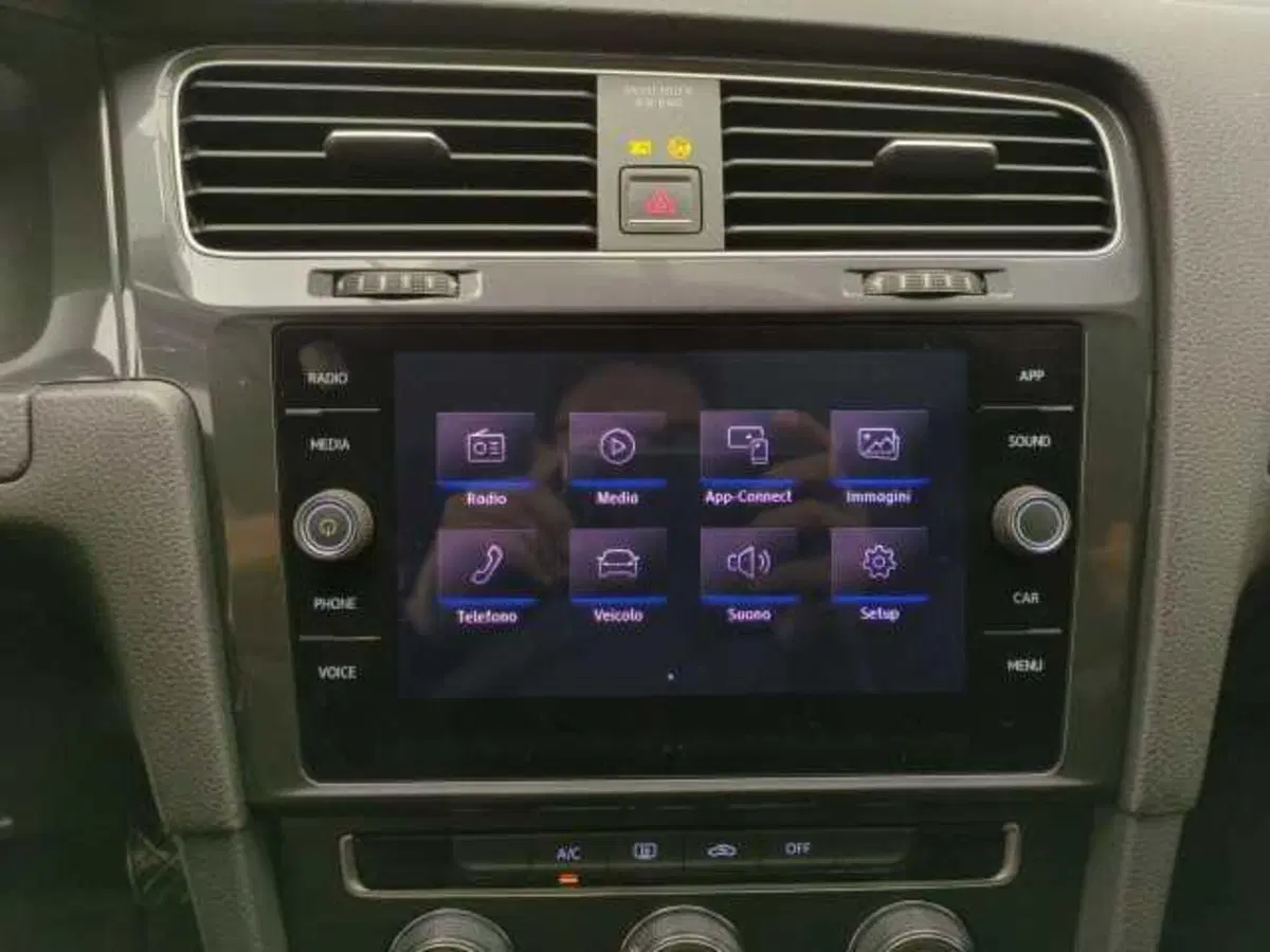 Volkswagen Golf usata a Avellino (13)