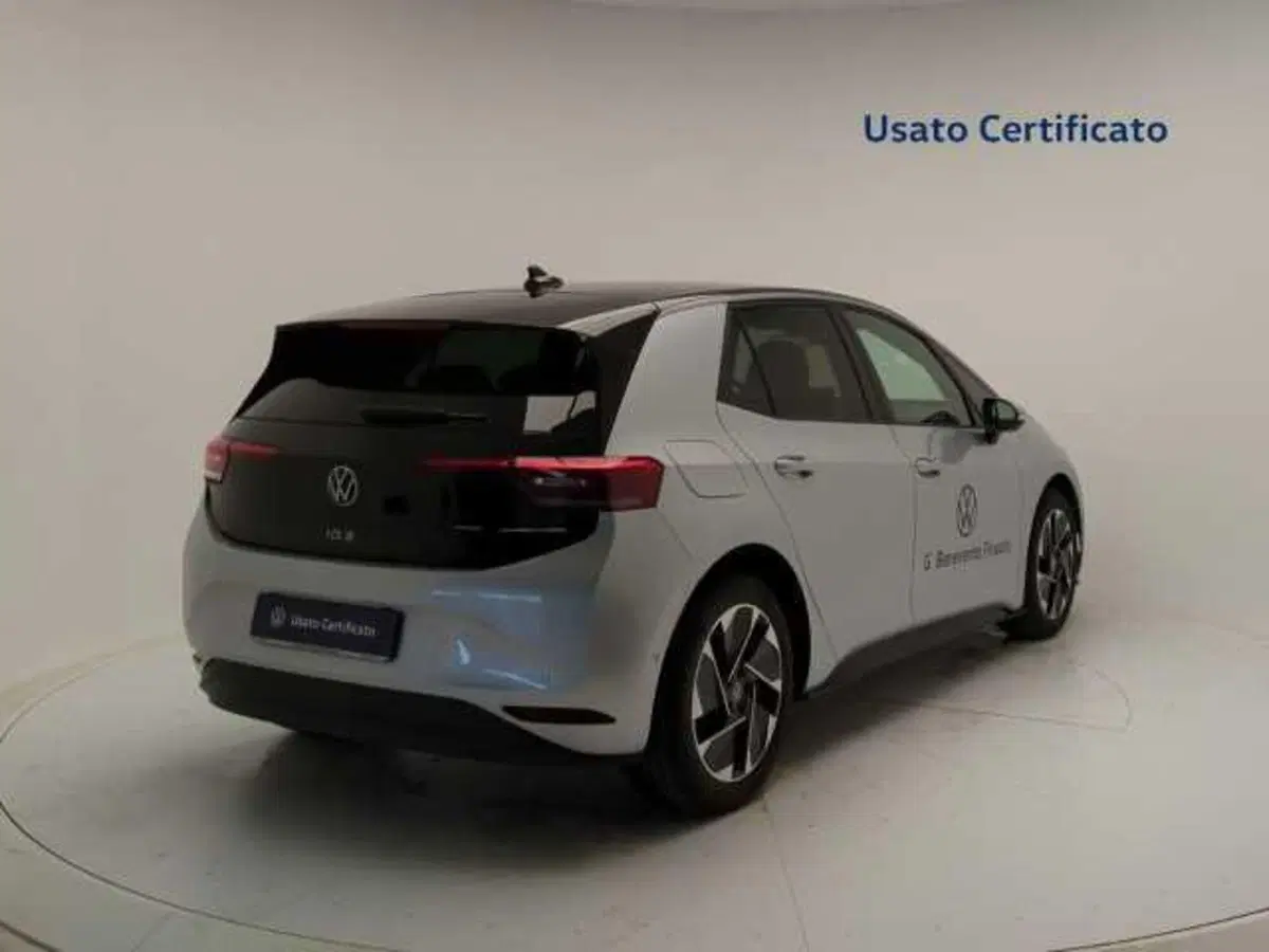 Volkswagen ID.3 usata a Avellino (7)
