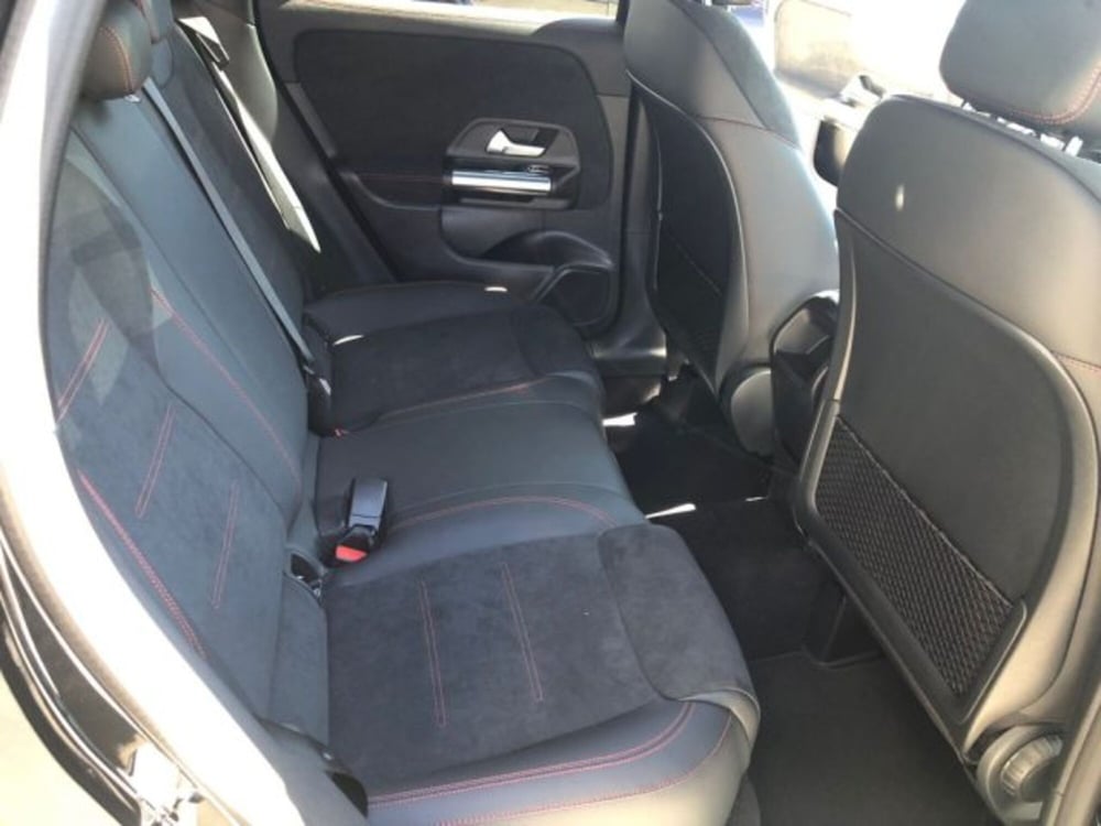 Mercedes-Benz GLA SUV nuova a Potenza (10)