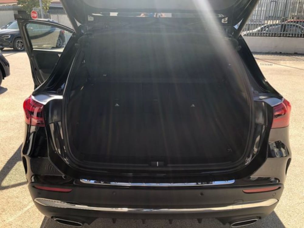 Mercedes-Benz GLA SUV nuova a Potenza (13)