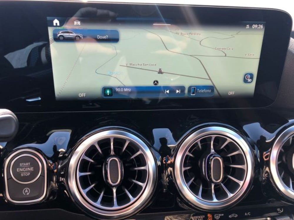 Mercedes-Benz GLA SUV nuova a Potenza (19)