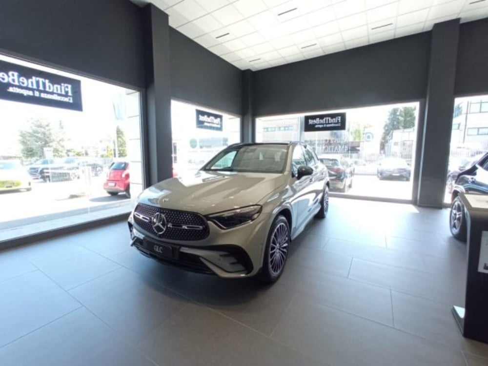 Mercedes-Benz GLC nuova a Potenza (3)