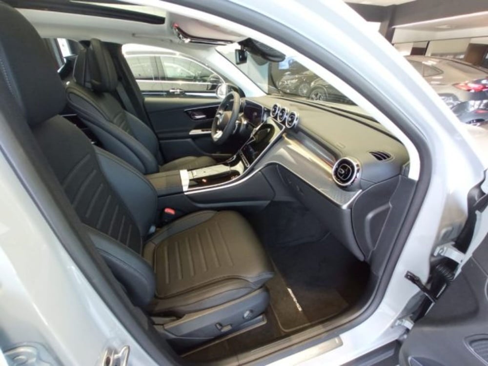 Mercedes-Benz GLC nuova a Potenza (9)