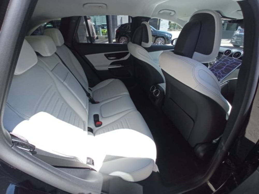 Mercedes-Benz GLC nuova a Potenza (11)
