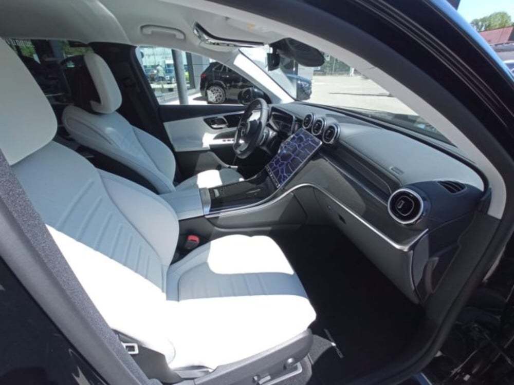 Mercedes-Benz GLC nuova a Potenza (12)