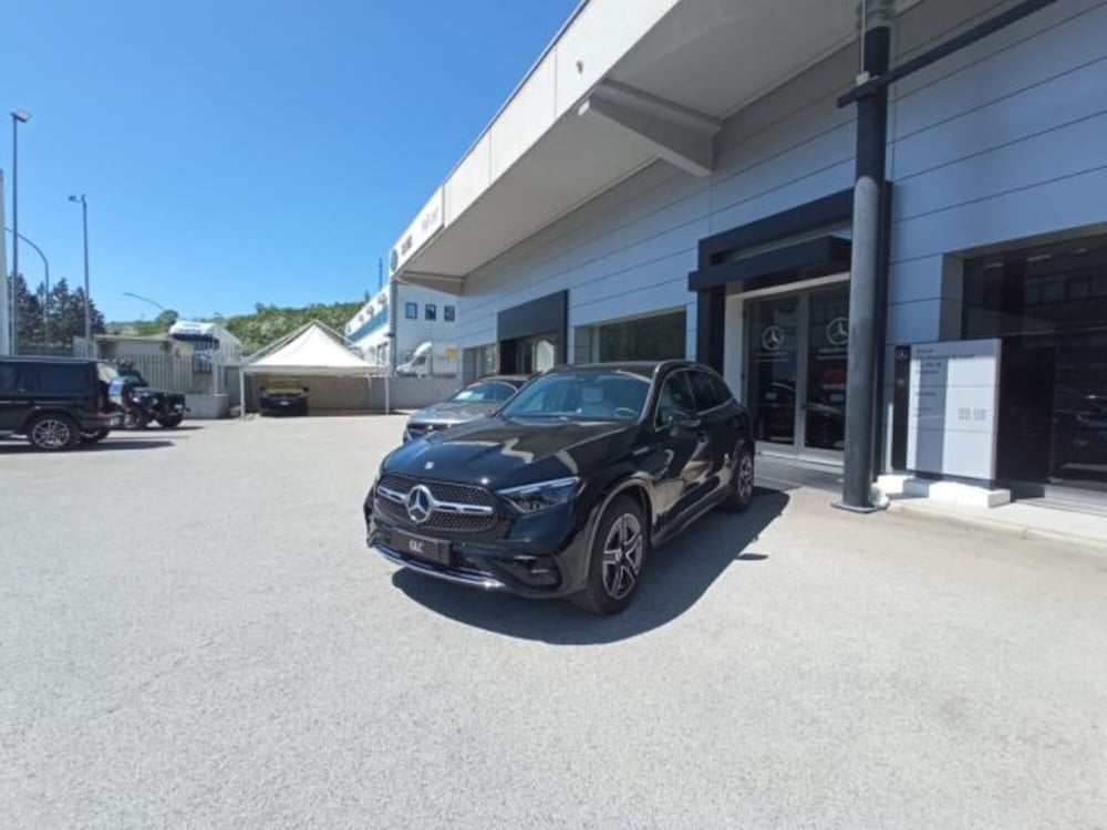 Mercedes-Benz GLC nuova a Potenza (3)