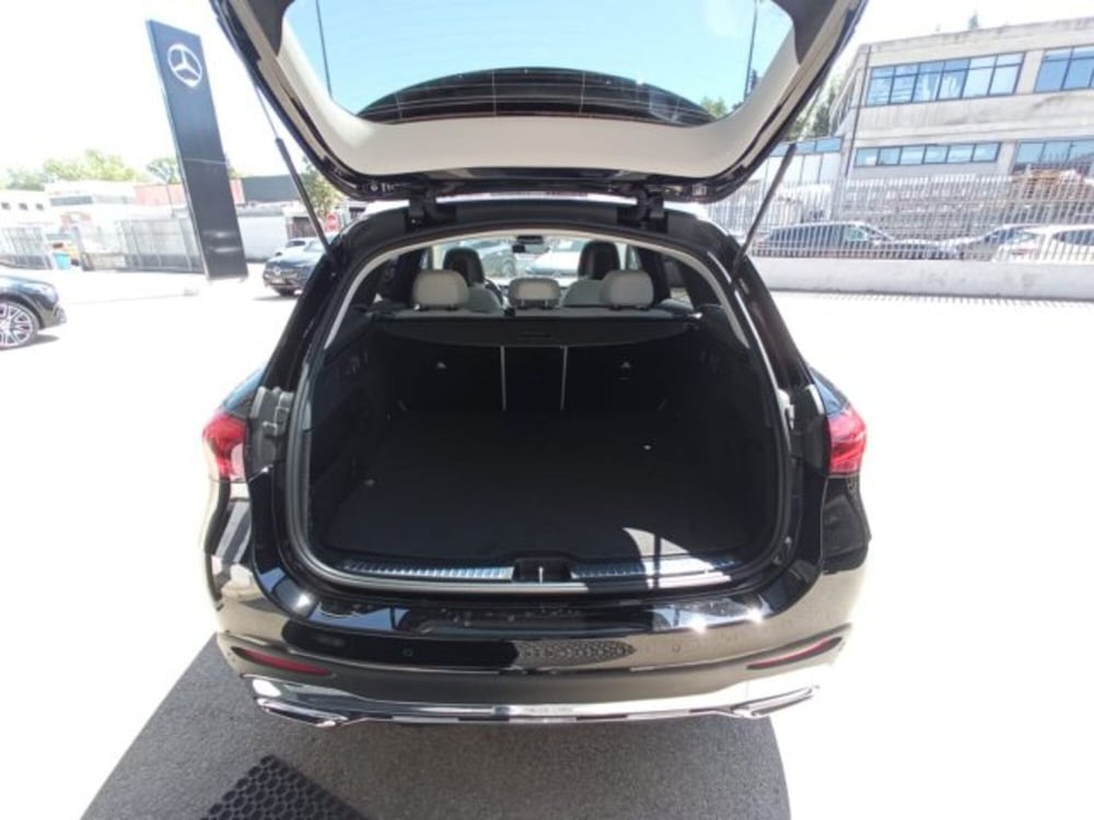 Mercedes-Benz GLC nuova a Potenza (6)