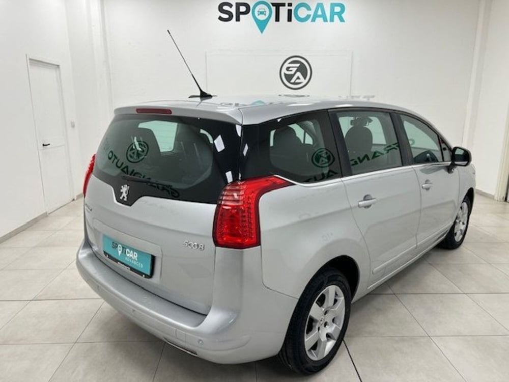 Peugeot 5008 usata a Alessandria (4)