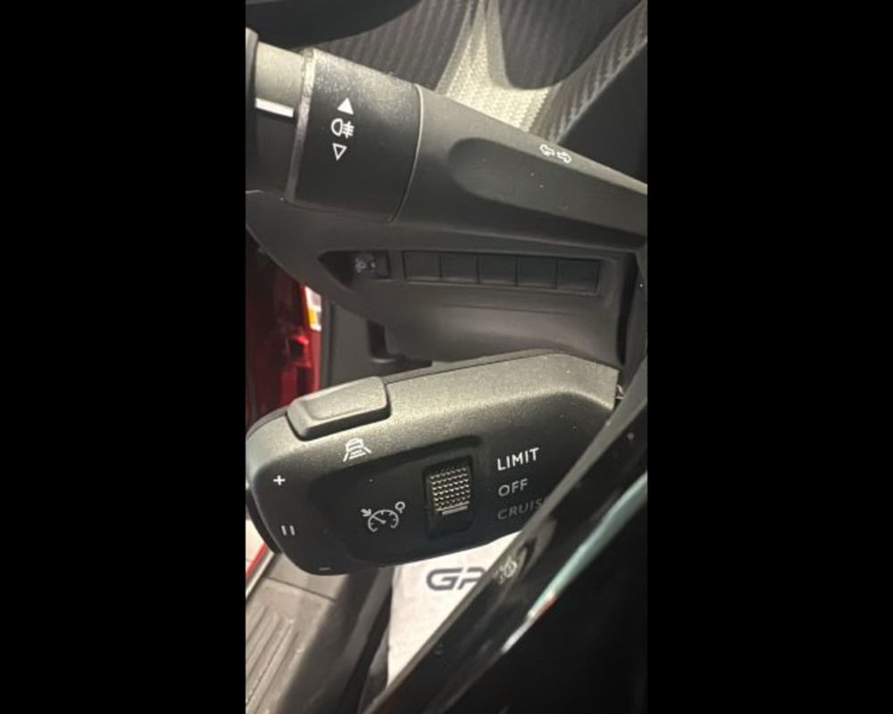 Peugeot 2008 nuova a Alessandria (11)