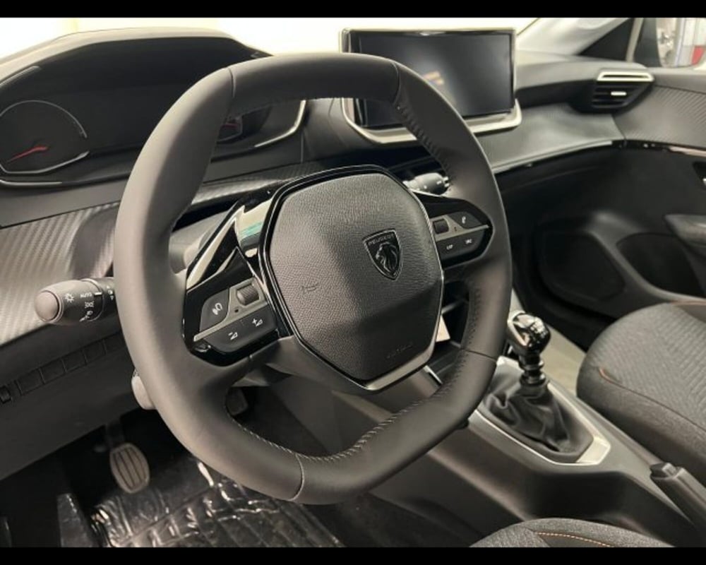 Peugeot 208 nuova a Alessandria (13)