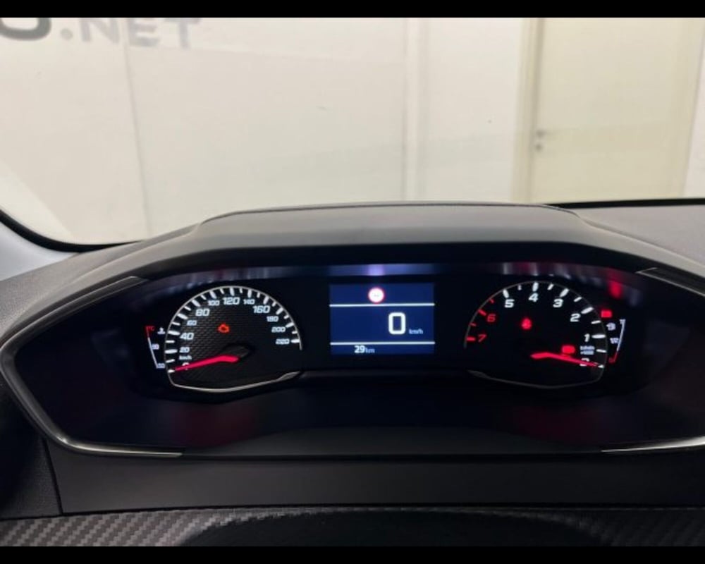 Peugeot 208 nuova a Alessandria (14)