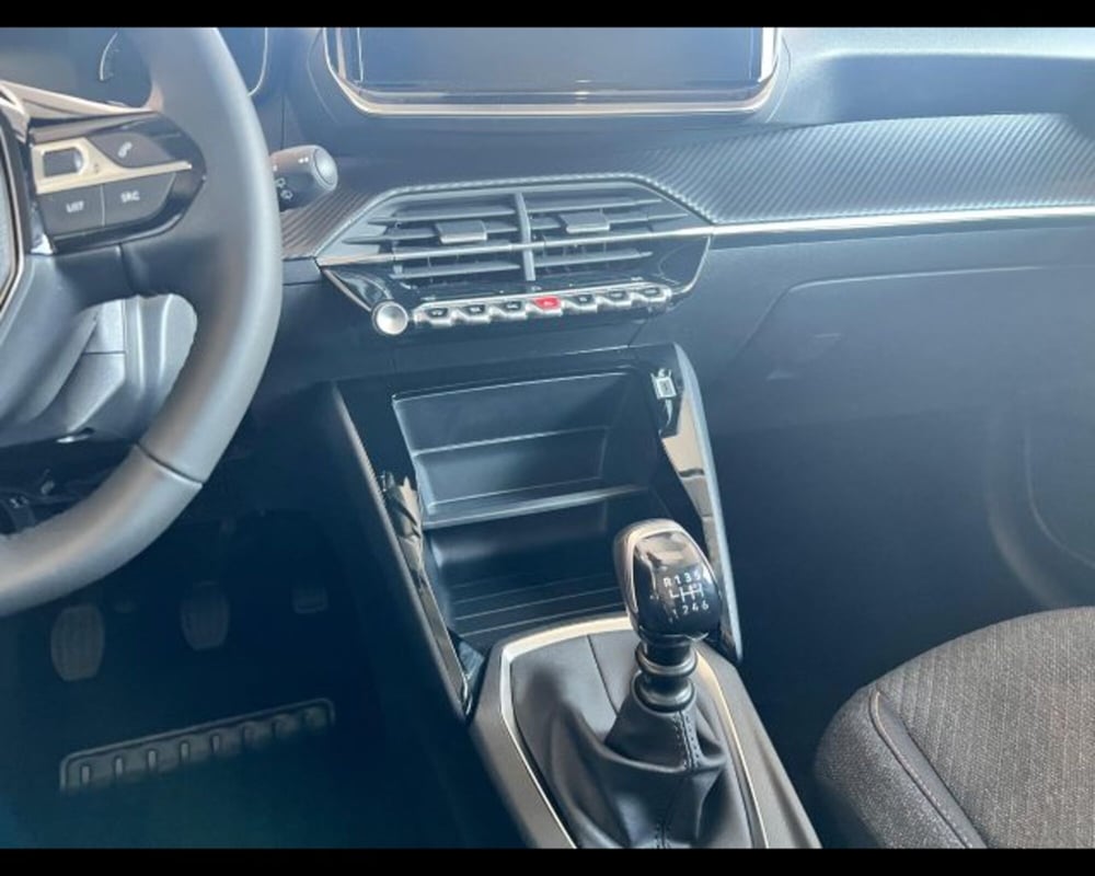 Peugeot 208 nuova a Alessandria (10)