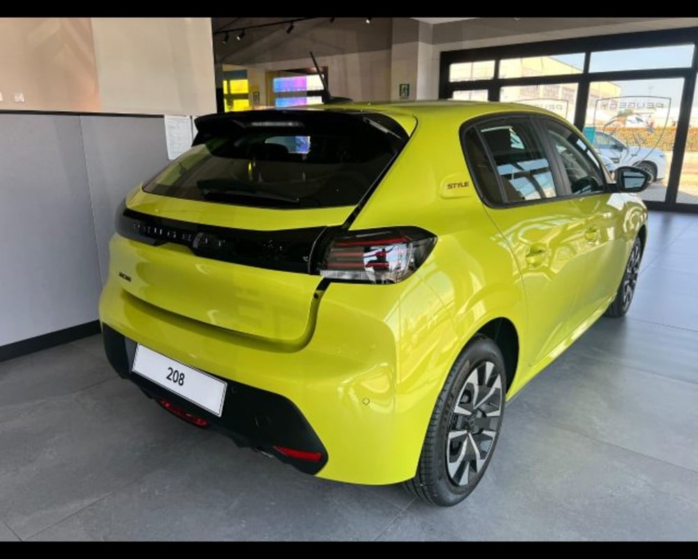 Peugeot 208 nuova a Alessandria (4)