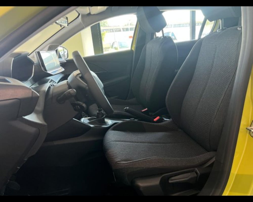 Peugeot 208 nuova a Alessandria (9)