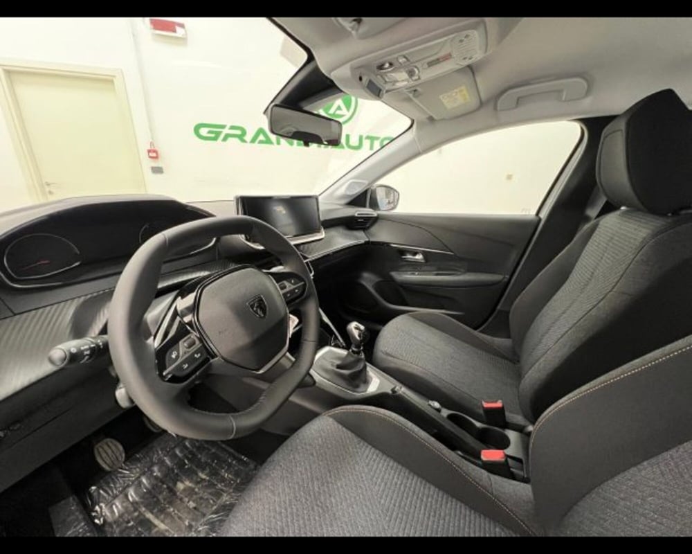 Peugeot 208 nuova a Alessandria (10)