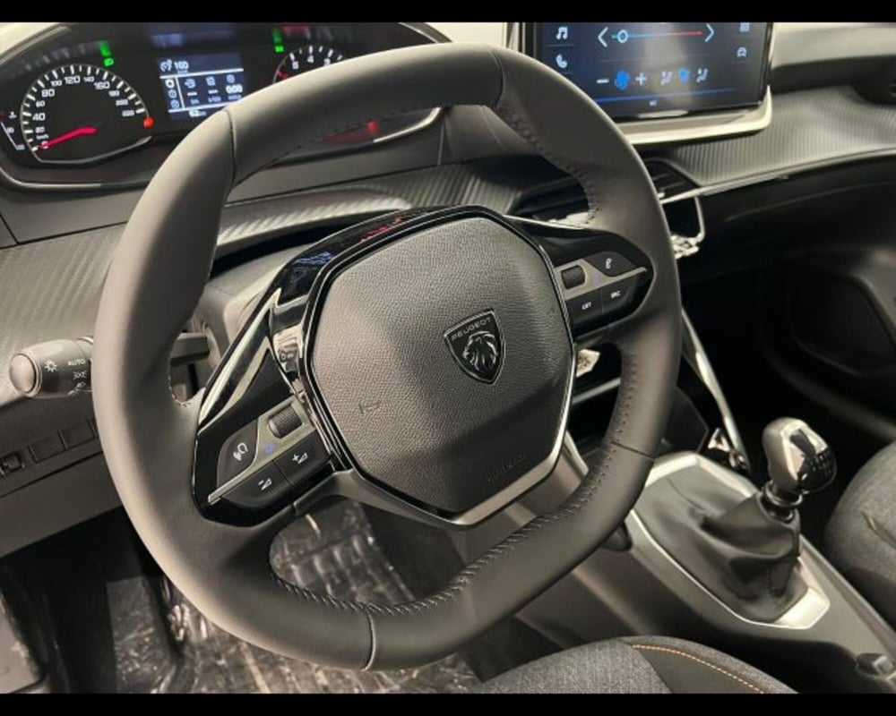 Peugeot 208 nuova a Alessandria (20)