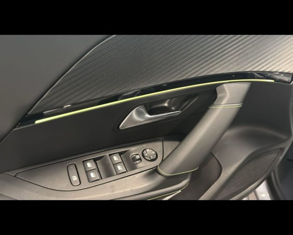 Peugeot 2008 nuova a Alessandria (11)