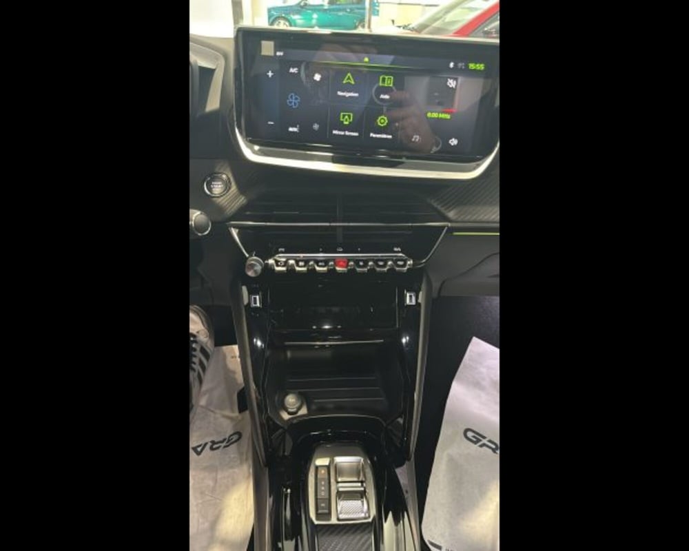 Peugeot 2008 nuova a Alessandria (12)