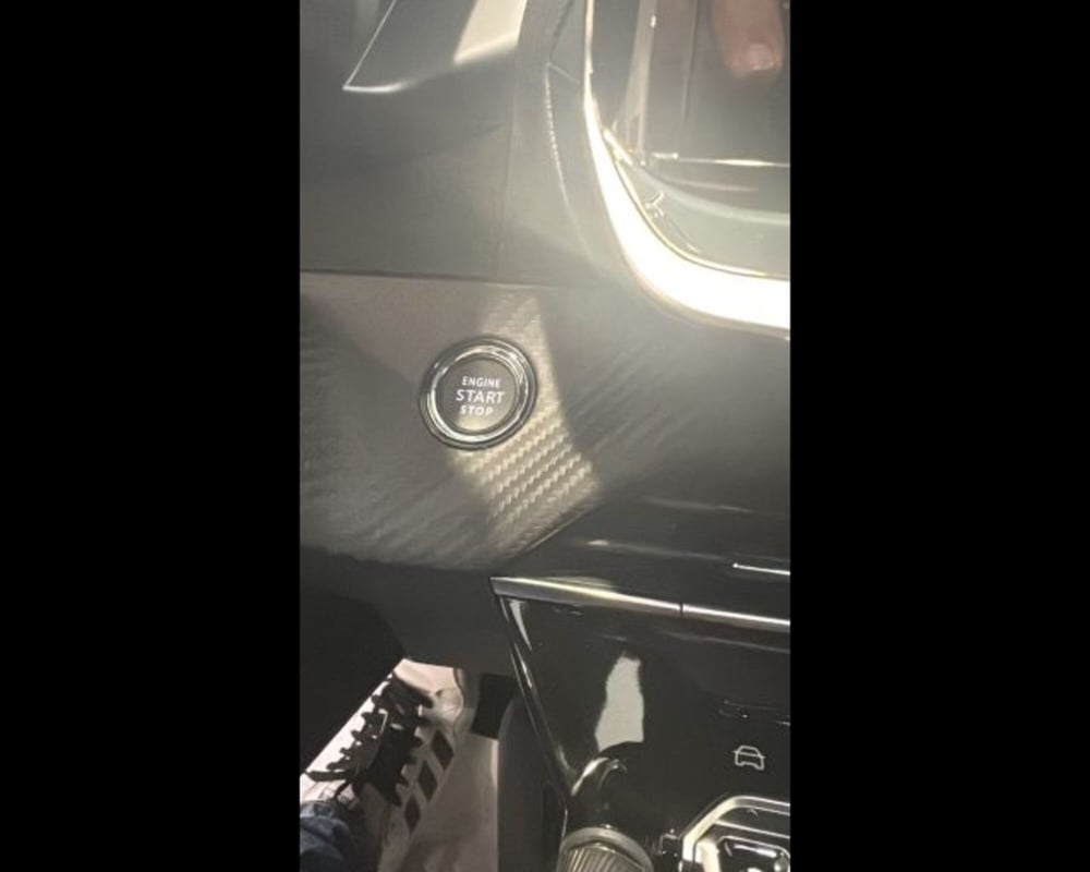 Peugeot 2008 nuova a Alessandria (14)