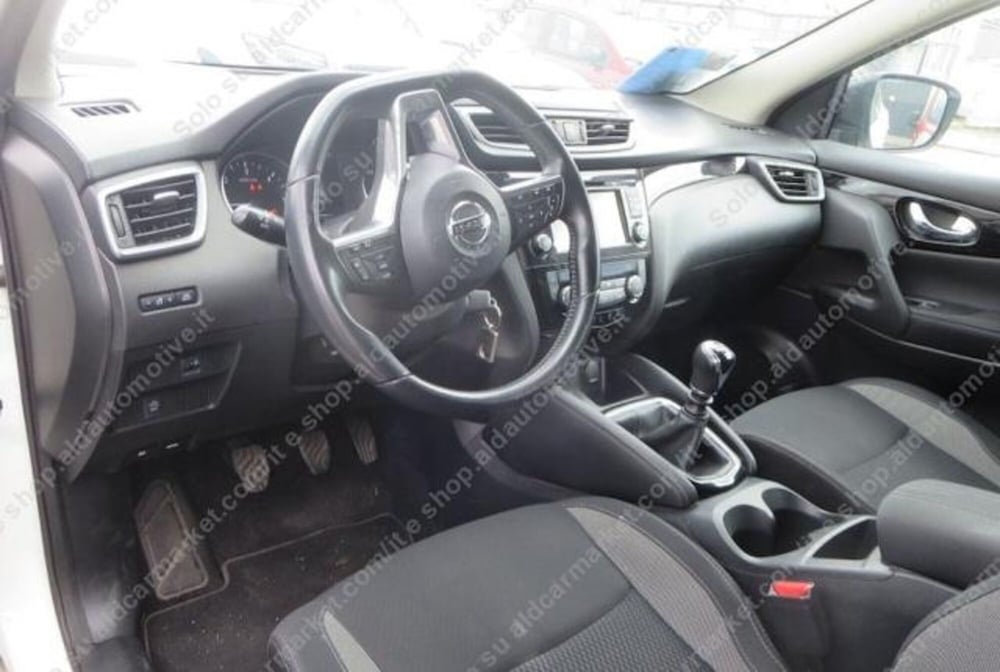 Nissan Qashqai usata a Lecce (2)