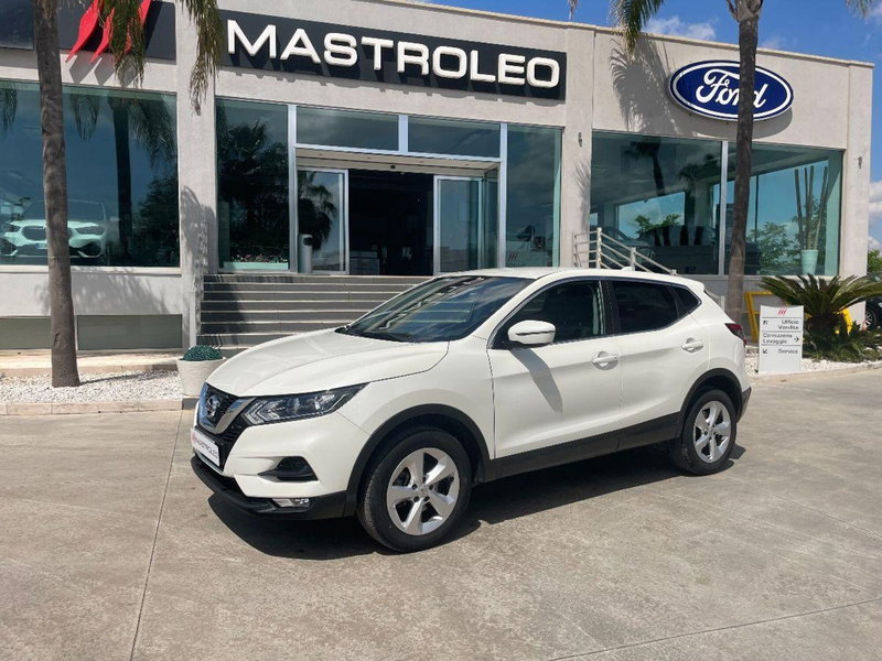 Nissan Qashqai usata a Lecce (2)