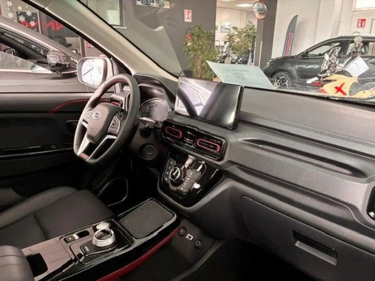 SWM G03F nuova a Milano (6)