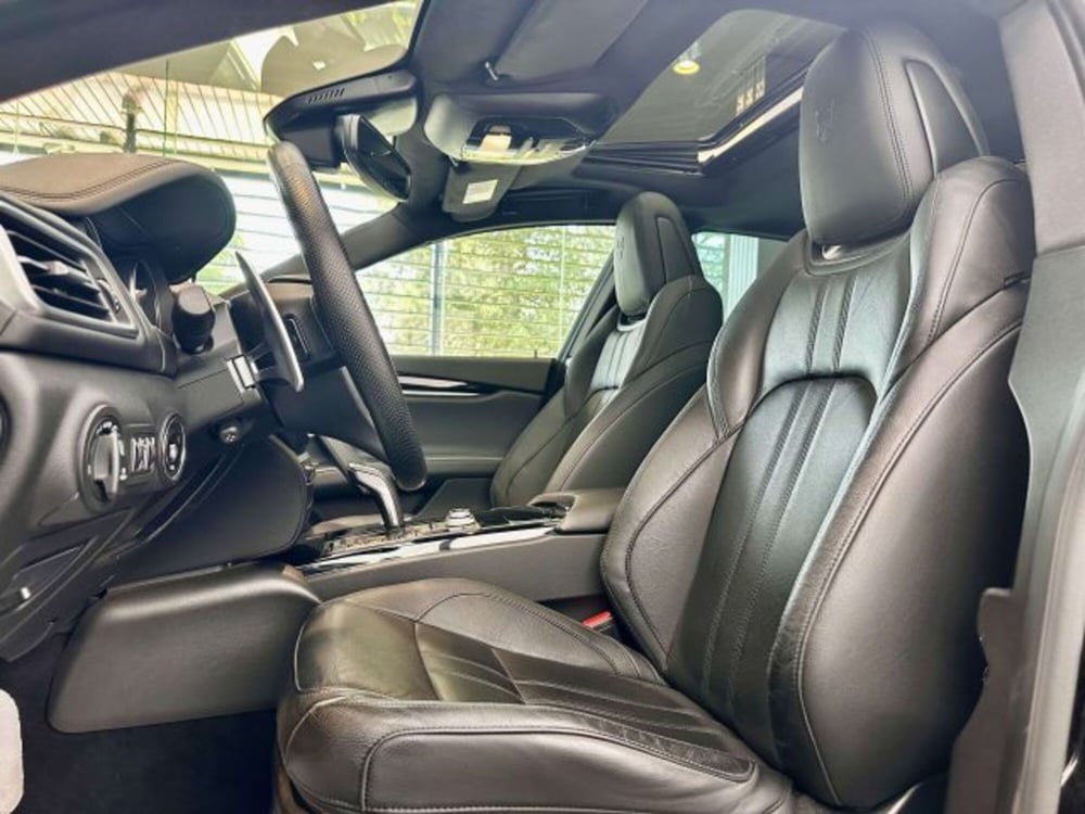 Maserati Ghibli usata a Torino (10)