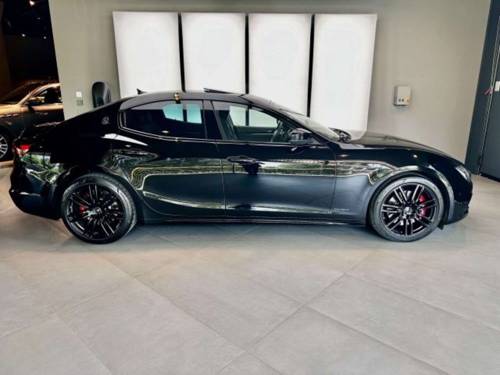 Maserati Ghibli usata a Torino (4)